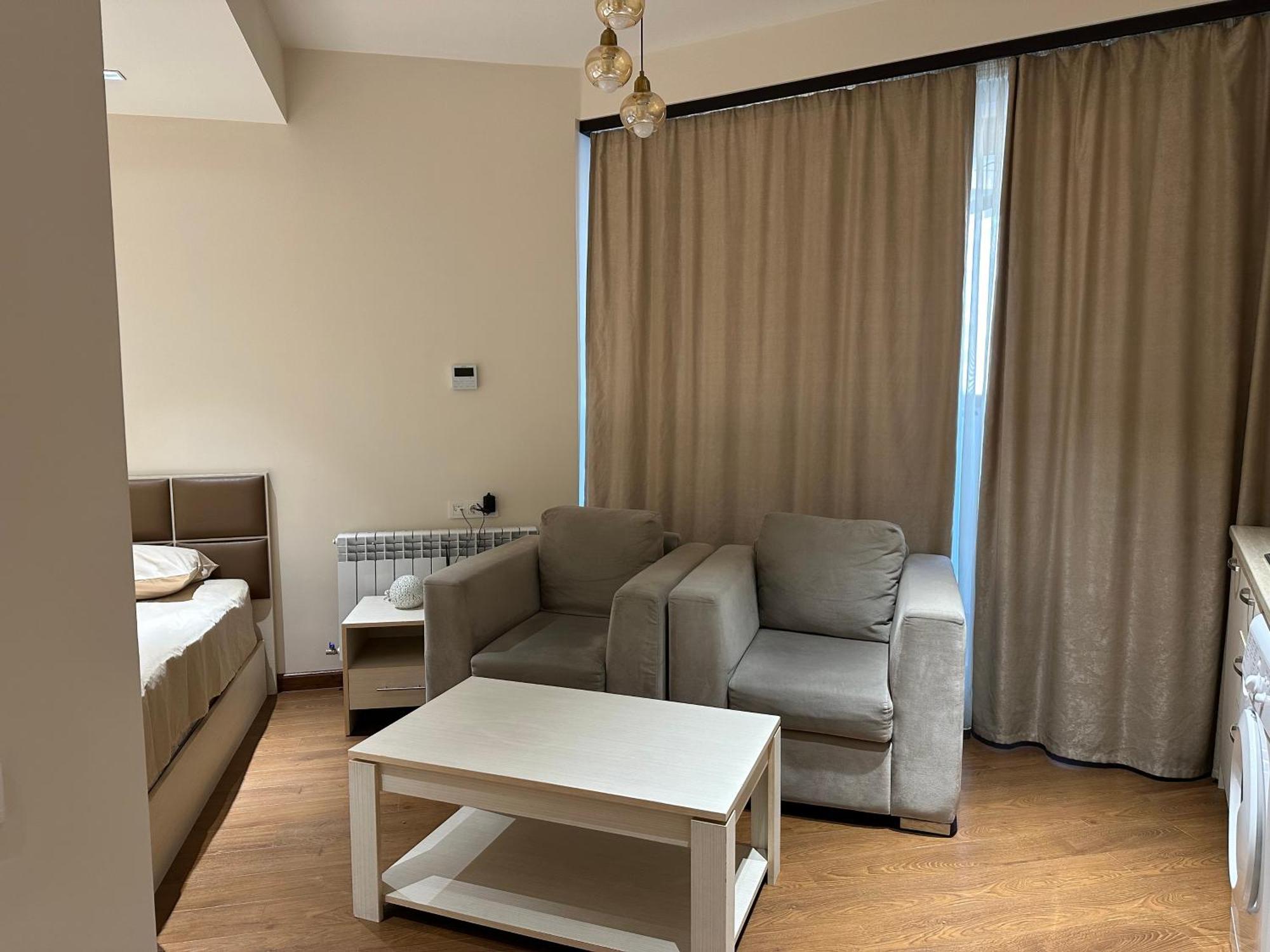 Beautiful Apartment In The Center Of Ереван Экстерьер фото